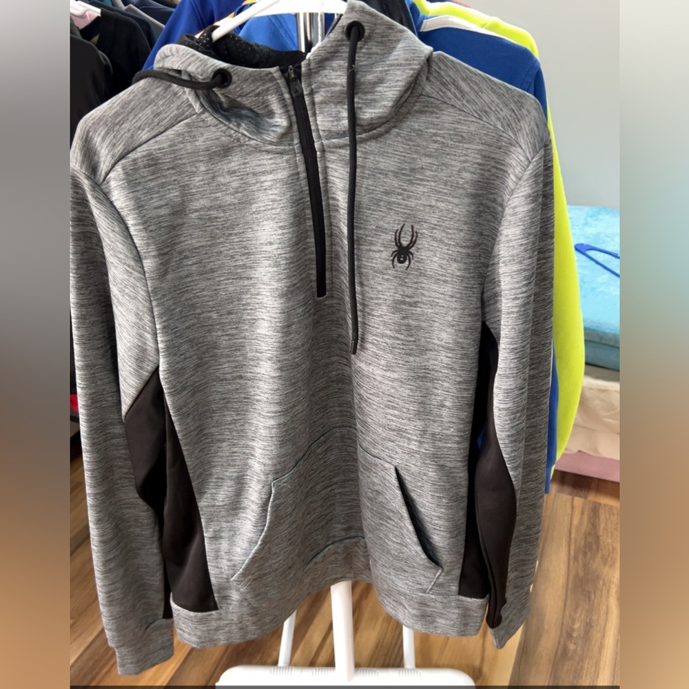 Spyder Gray and Black half zip